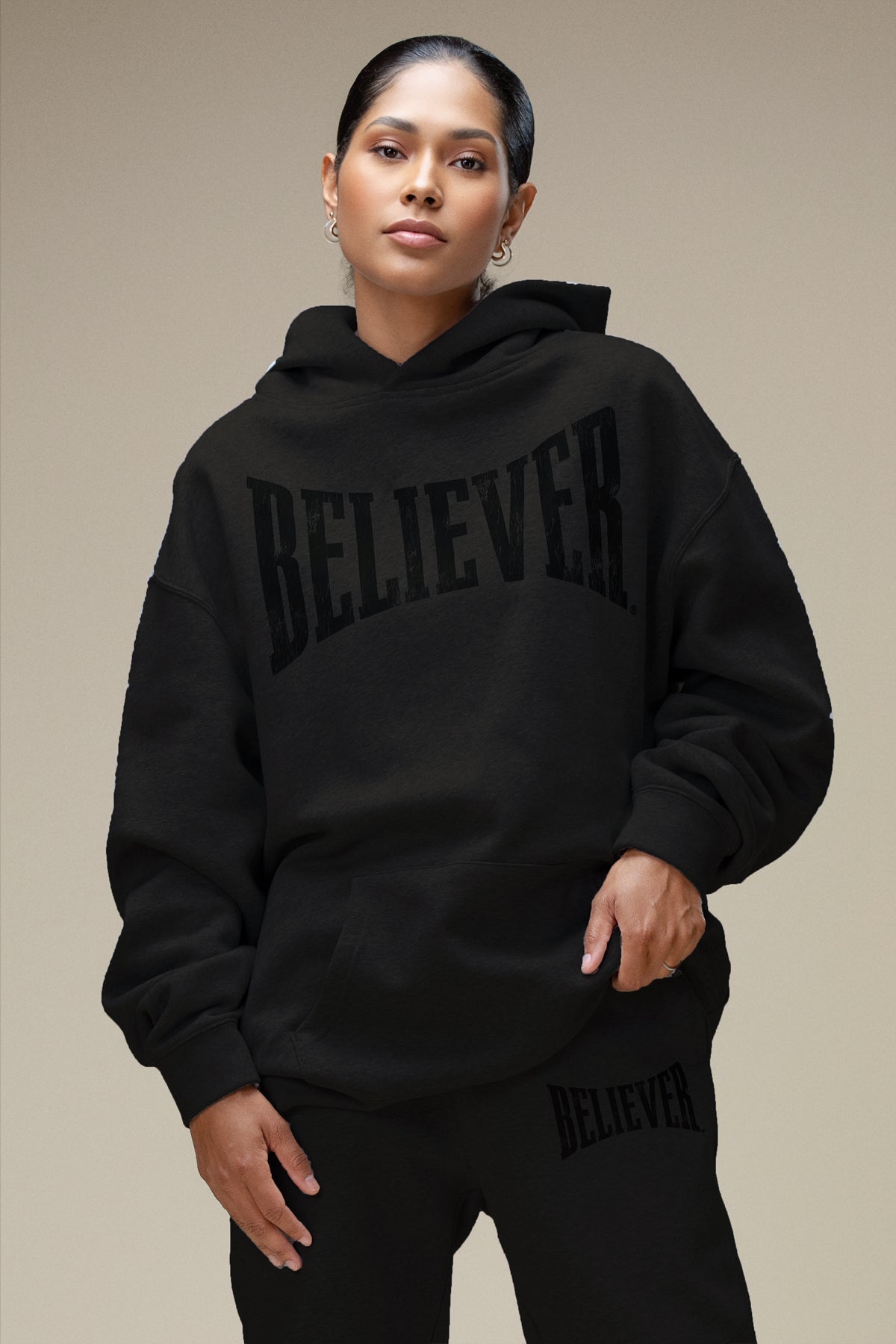 HEAVY BELIEVER LOGO HOODIE (BLACK/BLACK)
